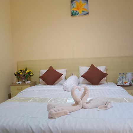 Bayak Hotel Bumdes Cipayung & Resort Ciguntur Екстер'єр фото