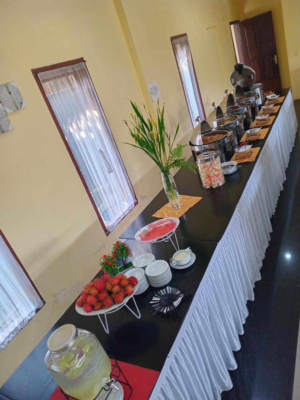 Bayak Hotel Bumdes Cipayung & Resort Ciguntur Екстер'єр фото